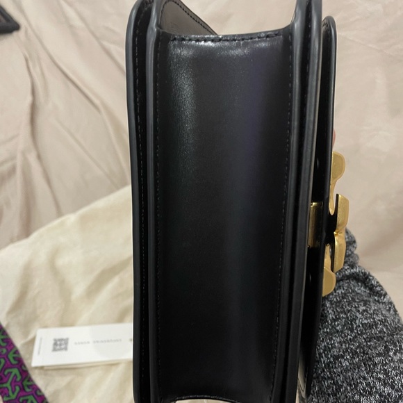 *SOLD* Tory Burch Logo Shoulder Bag Like NEW - Picture 10 of 12